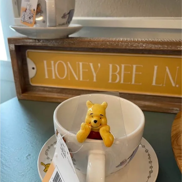 Winnie the Pooh Tea Set ( now adding “sweet honey” sign)